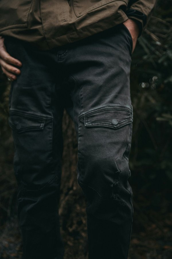 Quels sont les meilleurs types de pantalons cargo pour un look urbain décontracté?